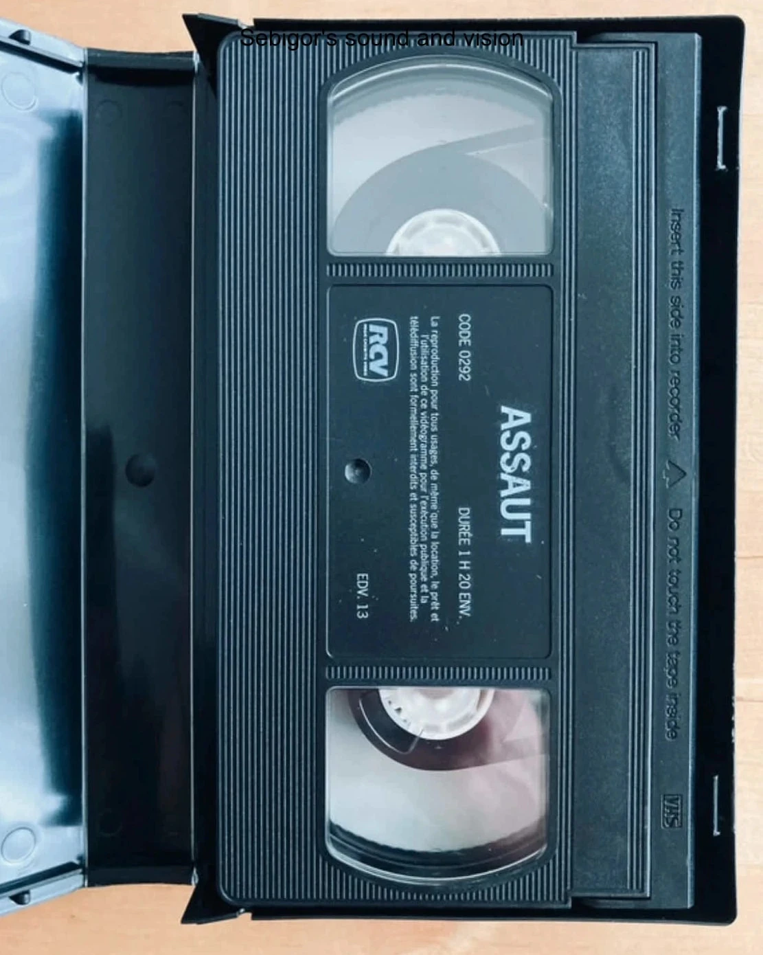 Cassete VHS Assalto de John Carpenter. – photo 2